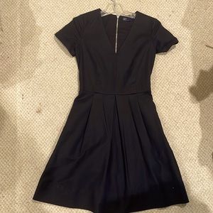 Gap brand plain black short sleeve V-neck dress